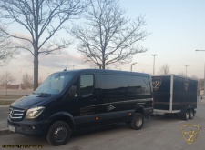 C1-Zug: Mercedes Sprinter mit Anhänger
